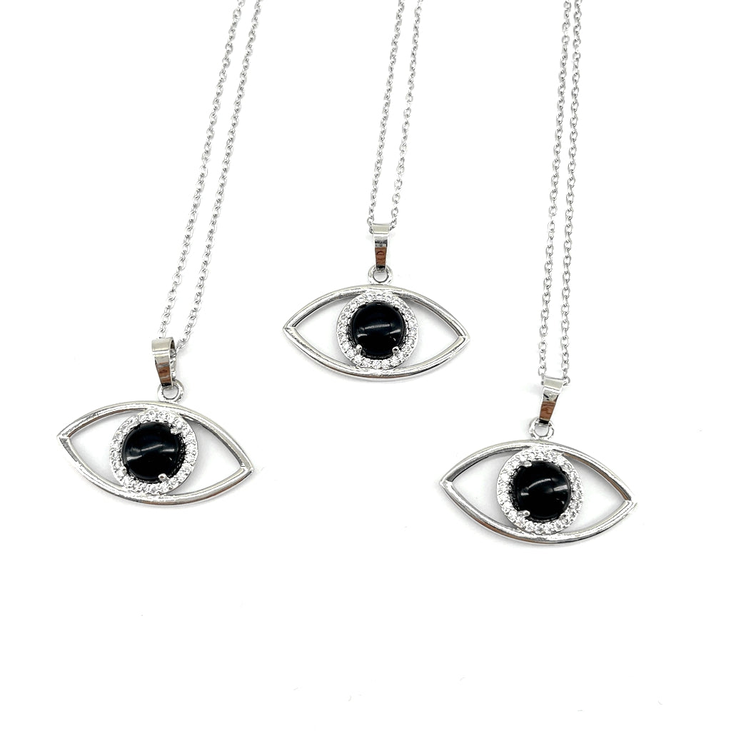 Collana con occhio di Horus in ossidiana nera