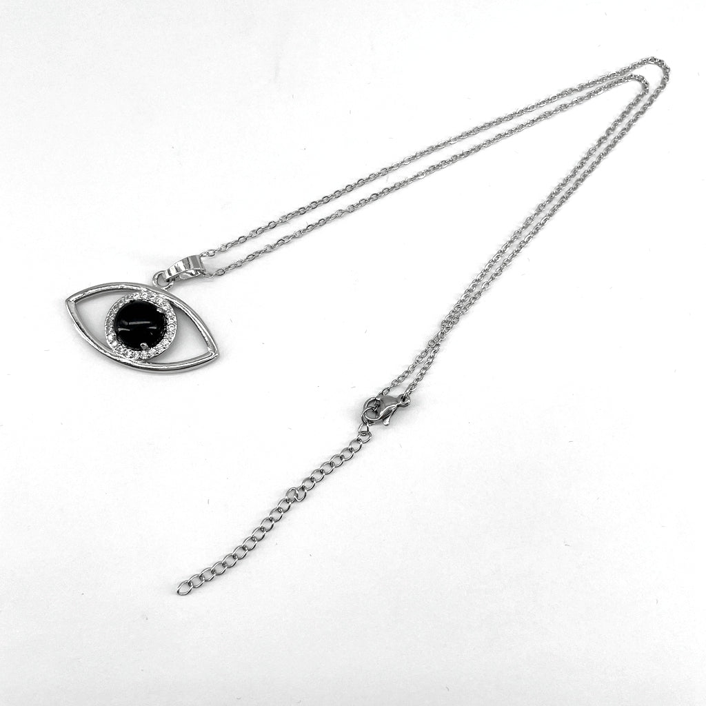 Collana con occhio di Horus in ossidiana nera