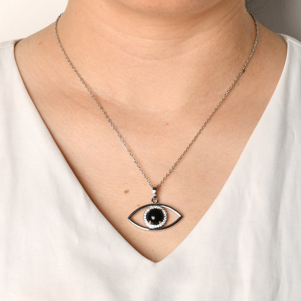 Collana con occhio di Horus in ossidiana nera